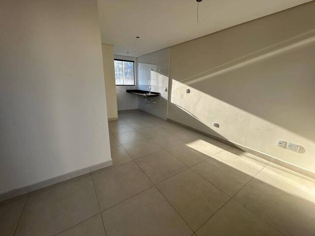 #EGV206AP35 - Apartamento para Venda em São Paulo - SP